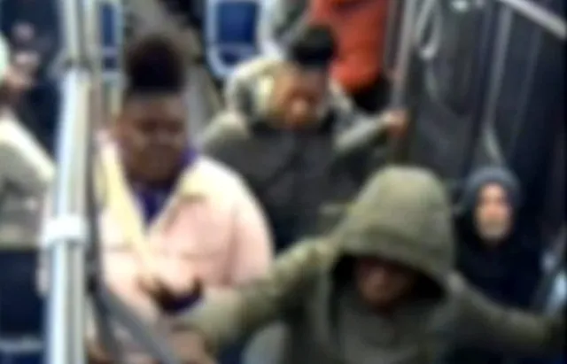 11 teenagers beat