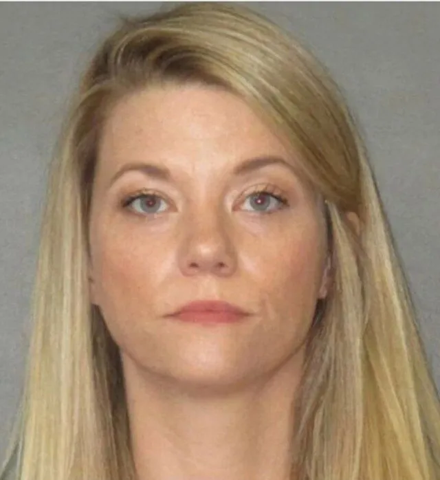 Ellarea Silva Louisiana School Teacher Accused of Having Sex With Male Student While Her Own Child Was Present