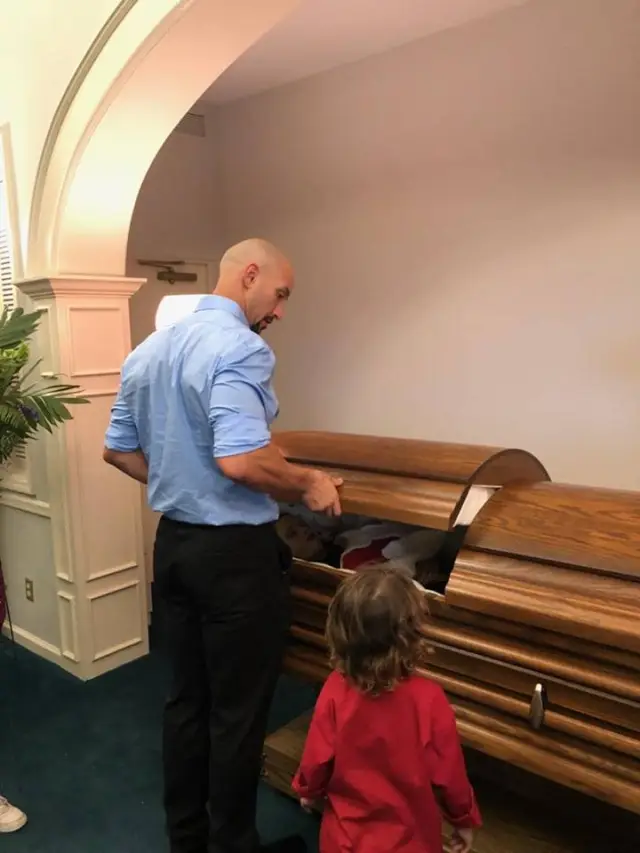 Zach Kincaid Posts Photos Of His Dead Wife & Child In A Coffin
