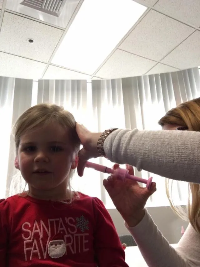 Kaylieann Steinbach Choose Her Picture Day Outfit, Mom Sees The Result