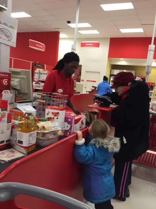 Sarah Owen Bigler Mom Sees Employee Interaction With Elderly Woman Tracks Down Manager